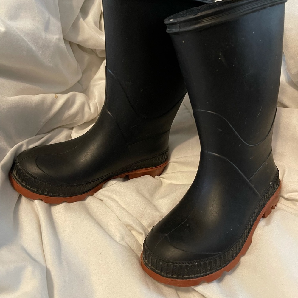 Kids Mud Boots size 10 EUC